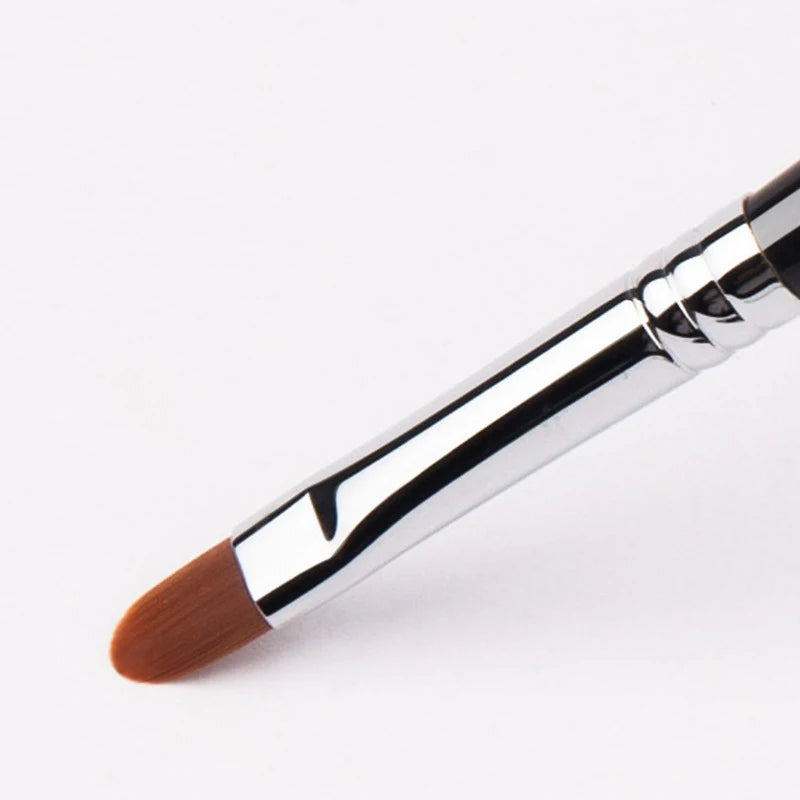 Portable Retractable Makeup Brush - Eyeshadow Lip Gloss Tool with Adjustable Lips Brush And Protective Cover for Beauty Cosmetic