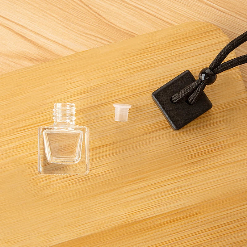 1PC Dyed Square Cap Black Cap Empty Bottle Car Essential Oil Diffuser Fragrance Air Freshener Scent Perfume Bottle Ornament