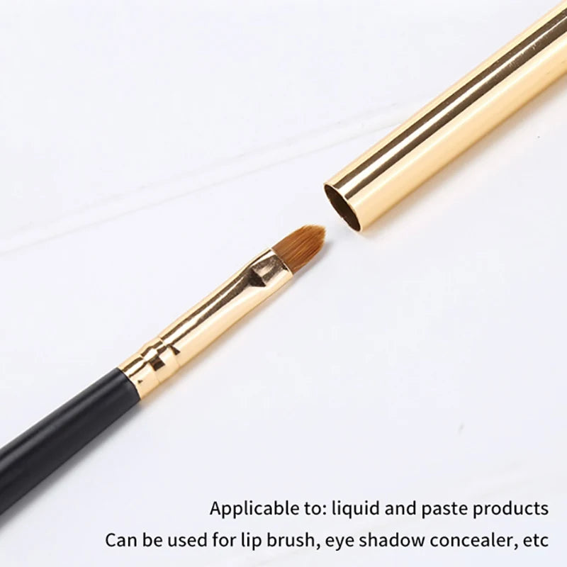Portable Retractable Makeup Brush - Eyeshadow Lip Gloss Tool with Adjustable Lips Brush And Protective Cover for Beauty Cosmetic